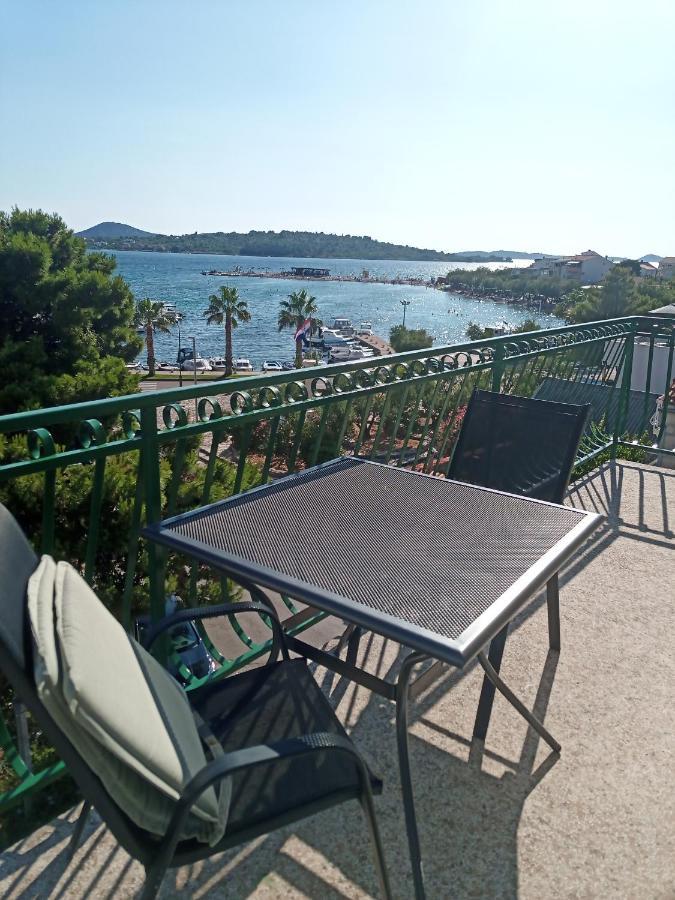 Apartments Lorio Vodice Exterior photo