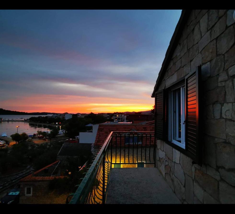Apartments Lorio Vodice Exterior photo