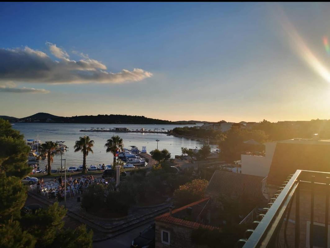 Apartments Lorio Vodice Exterior photo